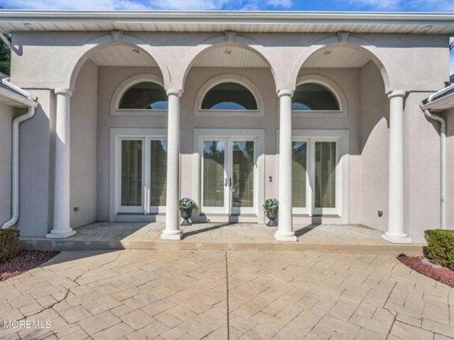 house with 4 bedroom, Manalapan NJ ES104408361