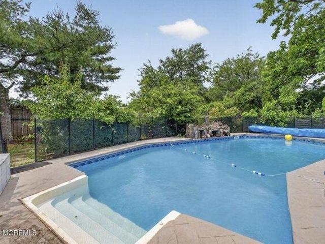 house with 4 bedroom, Manalapan NJ ES104442657