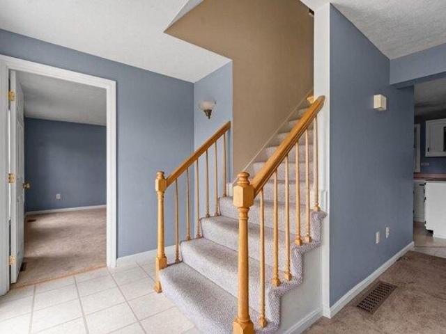 house with 4 bedroom, Manchester NH ES104188154