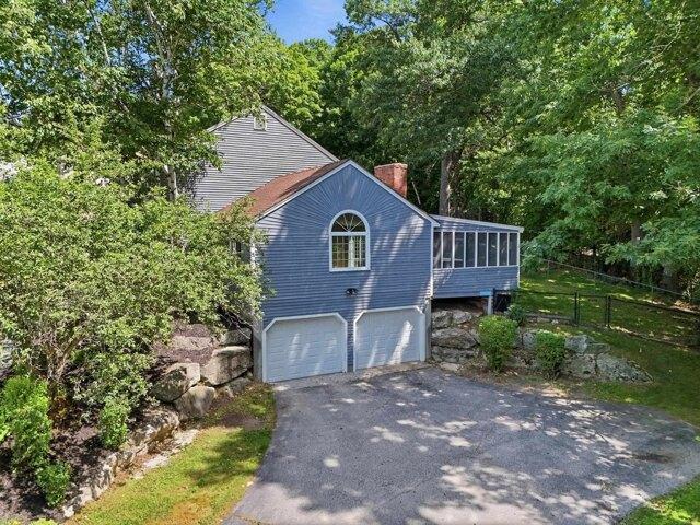 house with 4 bedroom, Manchester NH ES104408154