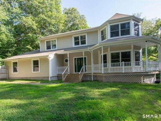 house with 4 bedroom, Manchester CT ES105428356