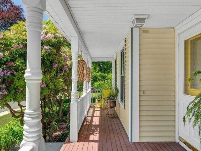 house with 4 bedroom, Mansfield MA ES105404677
