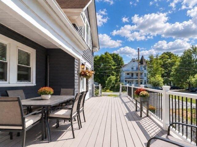 house with 4 bedroom, Mansfield MA ES105497139