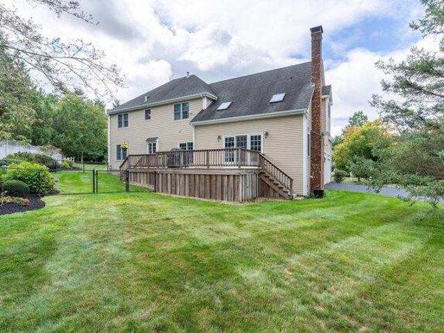 house with 4 bedroom, Mansfield MA ES105578482