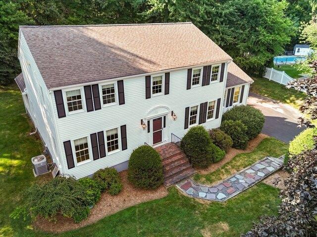 house with 4 bedroom, Mansfield MA ES105590431
