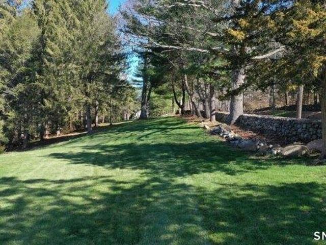 house with 4 bedroom, Madison CT ES105633480