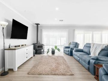 House for sale in Western Australia - Parking