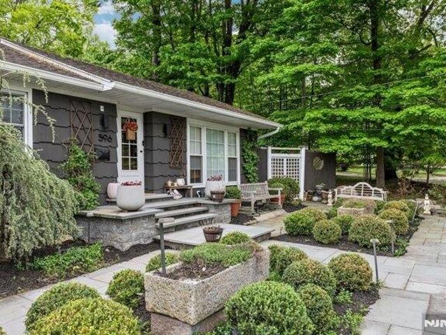 house with 4 bedroom, Mahwah NJ ES105790219