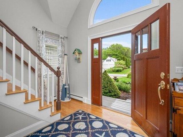 house with 4 bedroom, Mashpee MA ES105680400