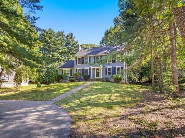 house with 4 bedroom, Medway MA ES105588229