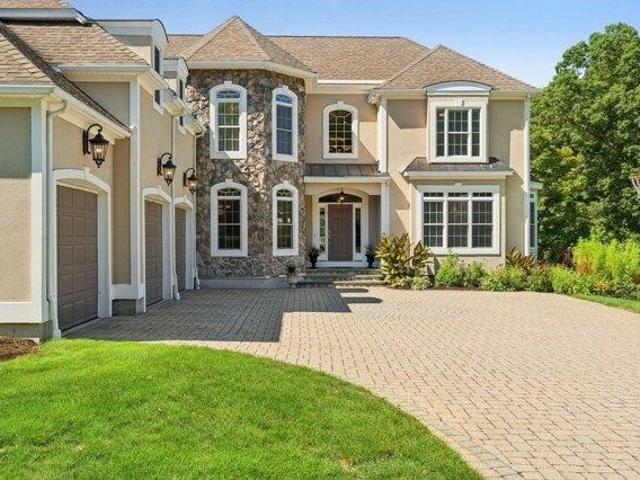 house with 4 bedroom, Medfield MA ES105548731