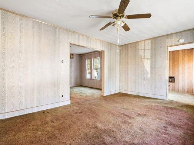 house with 4 bedroom, Medford MA ES105561944
