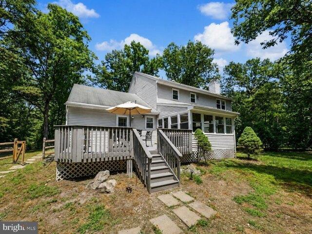 house with 4 bedroom, Medford NJ ES105278721