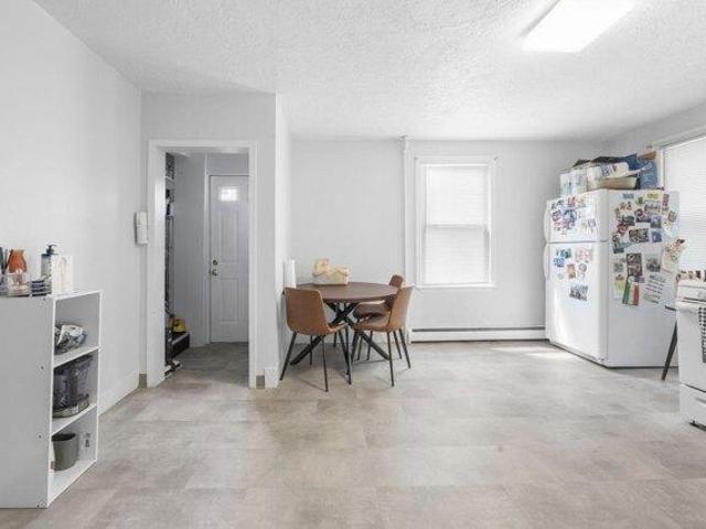 house with 4 bedroom, Melrose MA ES105400988