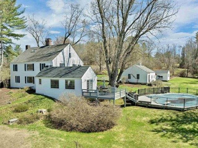 house with 4 bedroom, Meredith NH ES105424674