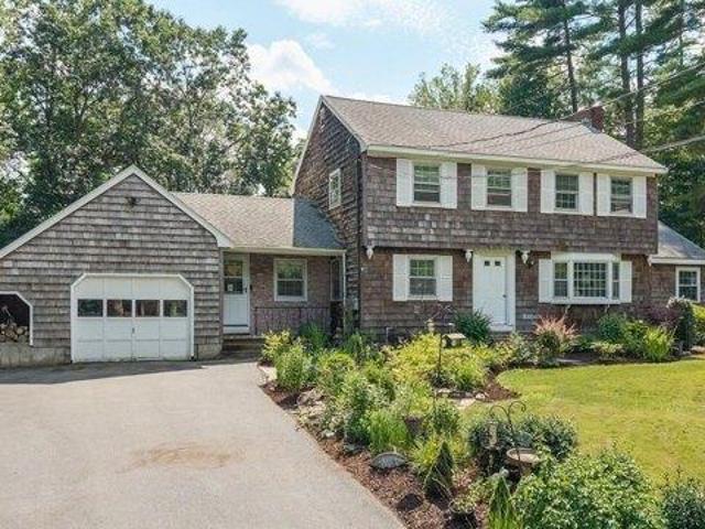 house with 4 bedroom, Merrimack NH DS104375755