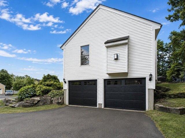 house with 4 bedroom, Merrimack NH ES105574937