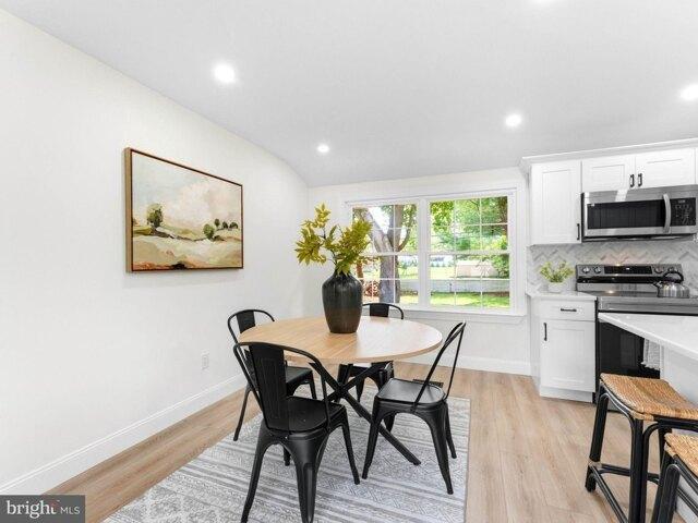 house with 4 bedroom, Mickleton NJ ES105276956