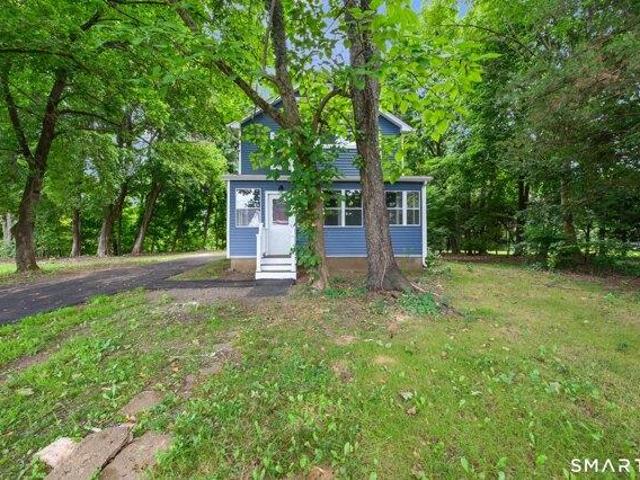 house with 4 bedroom, Middletown CT ES105551127