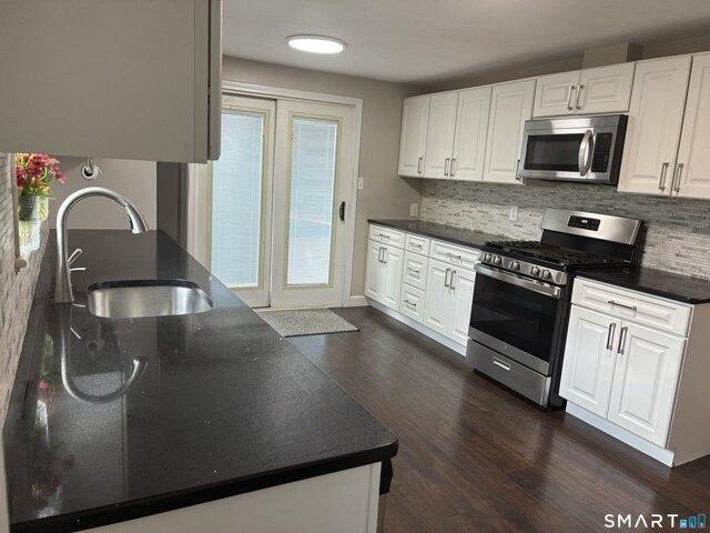 house with 4 bedroom, Middletown CT ES105609937