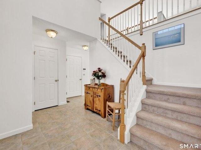 house with 4 bedroom, Middletown CT ES105632930