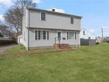 house with 4 bedroom, Middletown RI DS103436175
