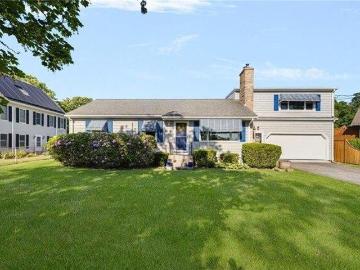 house with 4 bedroom, Middletown RI DS103431848