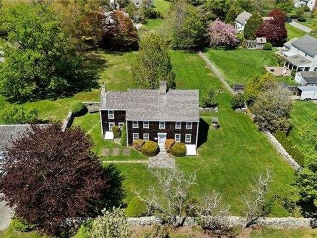 house with 4 bedroom, Middletown RI ES104835854
