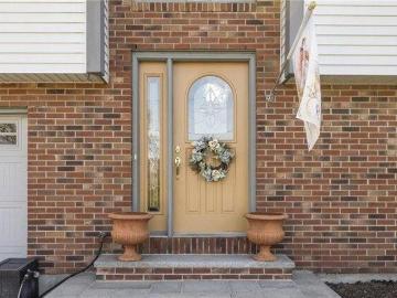 house with 4 bedroom, Middletown RI ES103435707