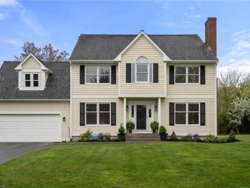 house with 4 bedroom, Middletown RI ES103495349