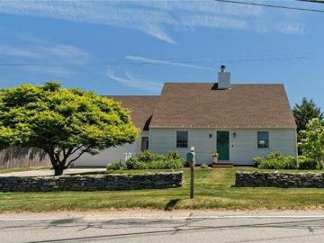 house with 4 bedroom, Middletown RI ES103496469