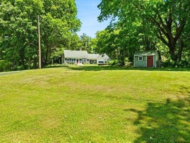 house with 4 bedroom, Middleboro MA ES104834536