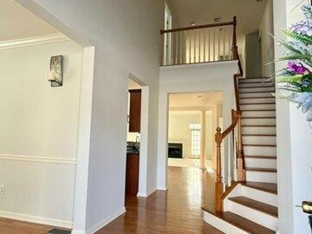 house with 4 bedroom, Middlebury CT ES105551378
