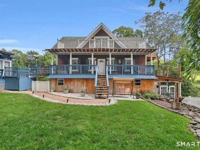 house with 4 bedroom, Middlefield CT ES105576710