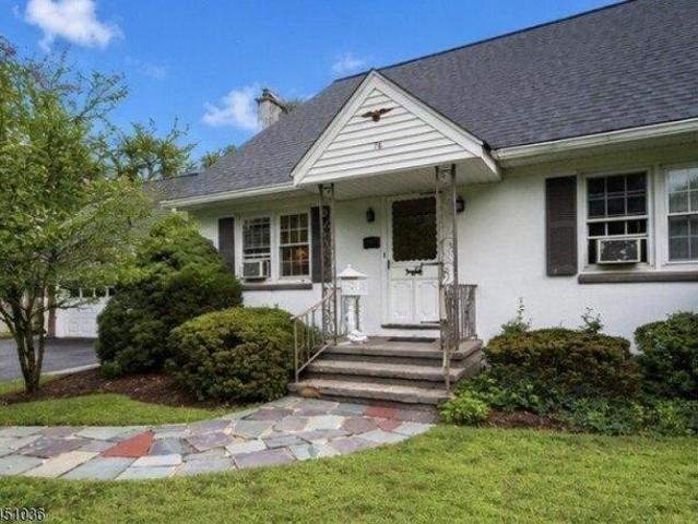 house with 4 bedroom, Midland Park NJ ES105232248