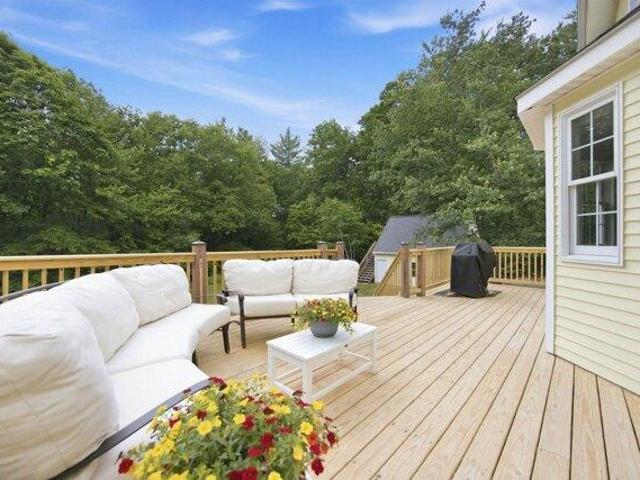 house with 4 bedroom, Milford NH ES104570049