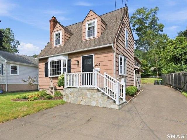 house with 4 bedroom, Milford CT ES105417209