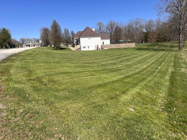 house with 4 bedroom, Mitchell IN DLS100973110