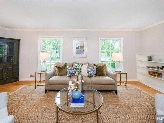 house with 4 bedroom, Montclair NJ ES105549181