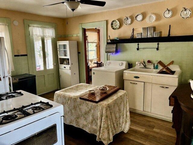 house with 4 bedroom, Montague MA ES105478331