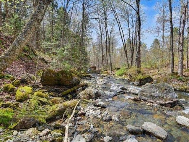 house with 4 bedroom, Montgomery VT ES105493099