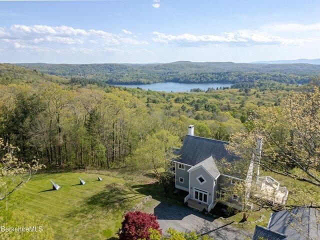 house with 4 bedroom, Monterey MA ES104510600