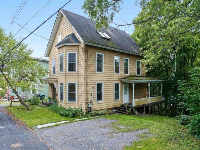 house with 4 bedroom, Montpelier VT ES105533518