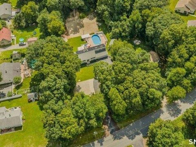 house with 4 bedroom, Montville CT ES105496802