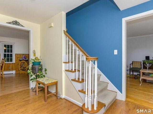 house with 4 bedroom, Monroe CT ES105590912