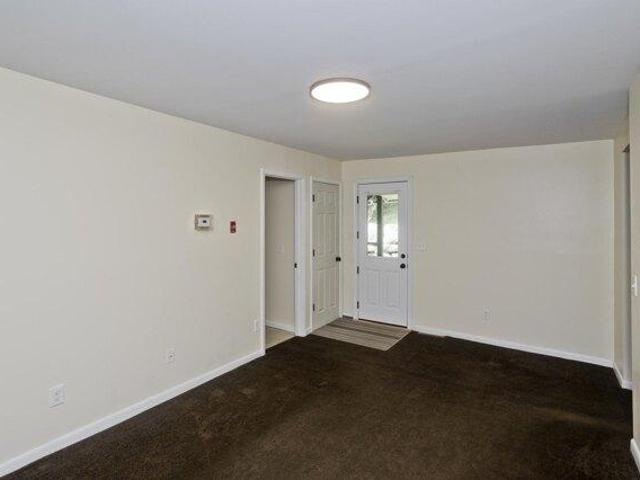 house with 4 bedroom, Monson MA ES105443338
