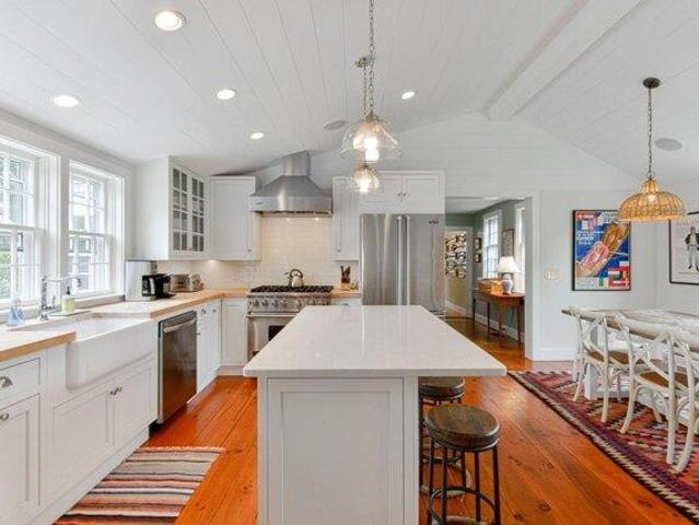 house with 4 bedroom, Nantucket MA DS103620724