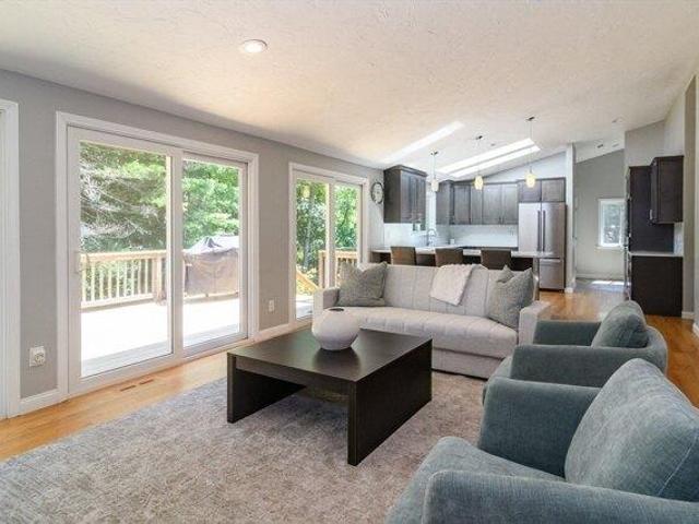 house with 4 bedroom, Natick MA ES105536408