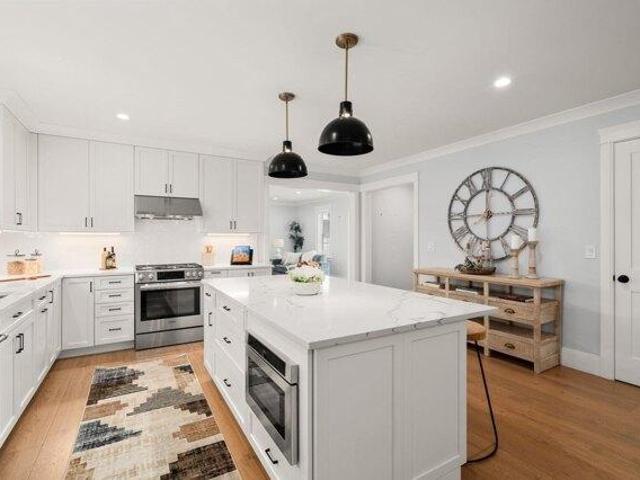 house with 4 bedroom, Natick MA ES105551336