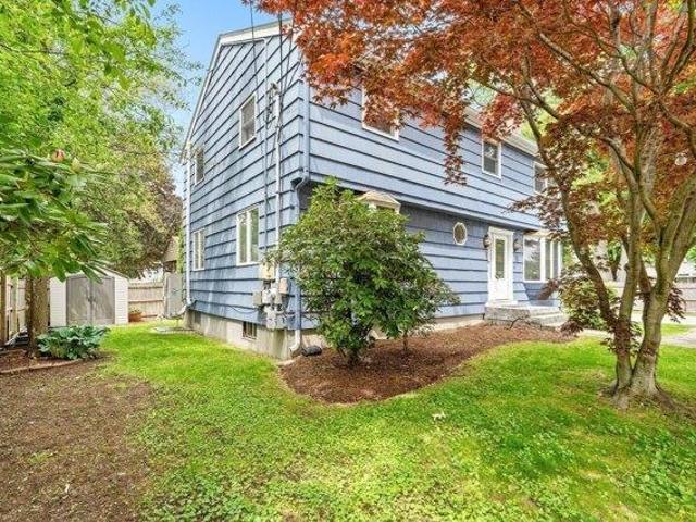 house with 4 bedroom, Natick MA ES105559536